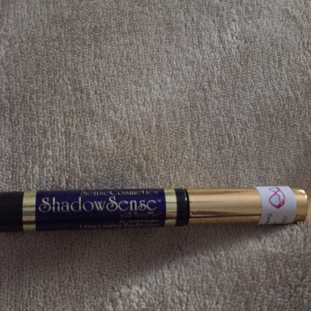 Shadowsense In onyx.